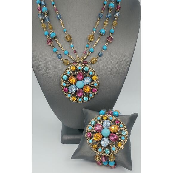 Vintage Triple Strand Medallion Statement Necklace and Stretch Bracelet Set  NOS - Picture 8 of 8